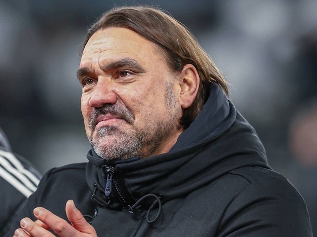 Manager of Leeds United Daniel Farke applauds fans after his side's Championship match against Derby County, on December 29, 2024 Manager of Leeds United Daniel Farke applauds fans after his side's Championship match against Derby County, on December 29, 2024