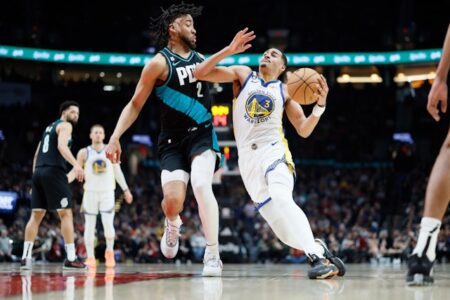 Golden State Warriors make NBA history to seal playoff spot